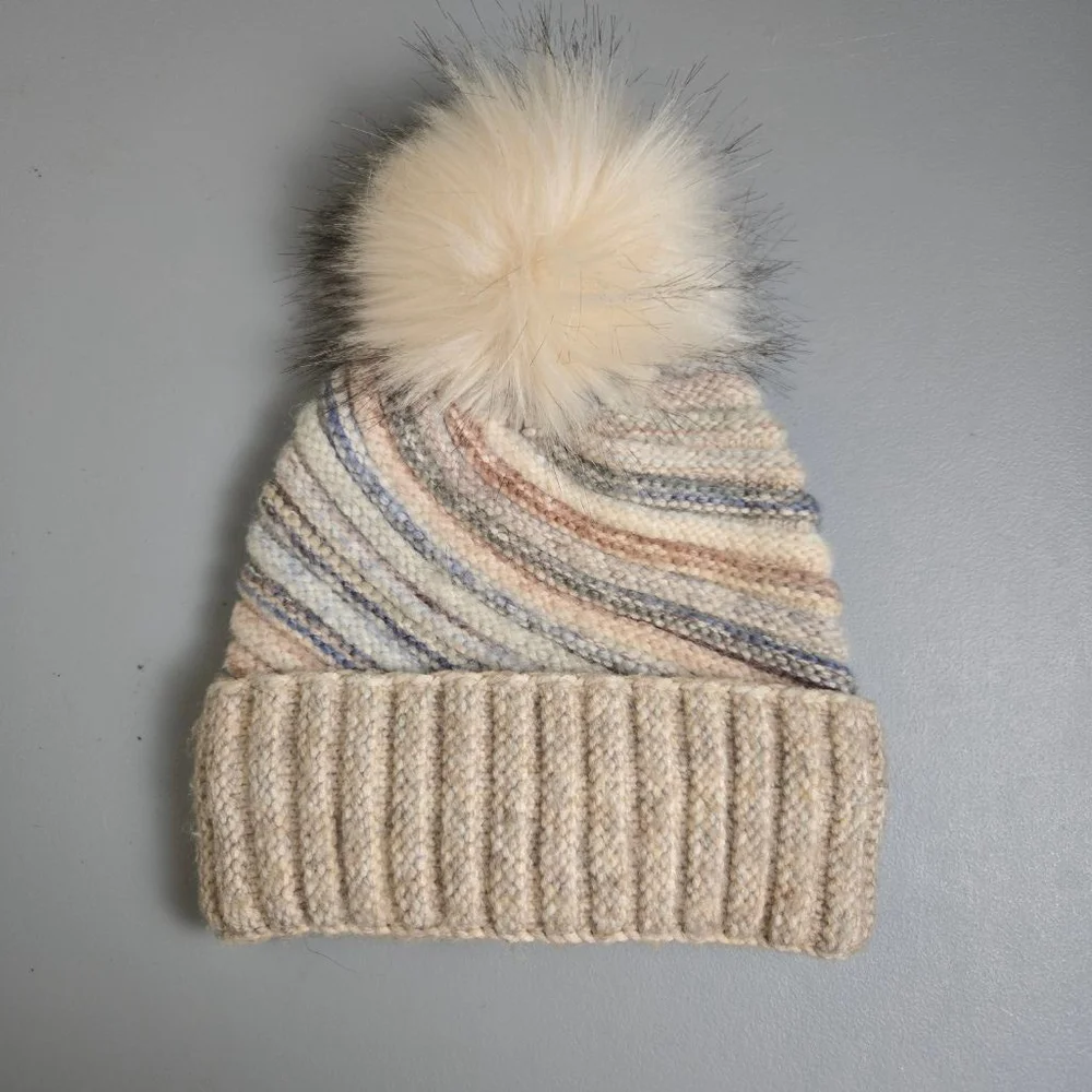Women's Norla Canada One Size Beige Multi-color Knit Beanie Hat